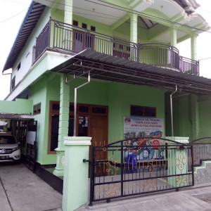 Klinik Sunat Modern Madiun Kaji Bani